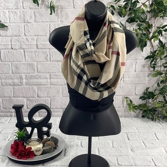 Women’s Multicolored Fashion Scarf (OS) AE07 - Picture 1 of 3
